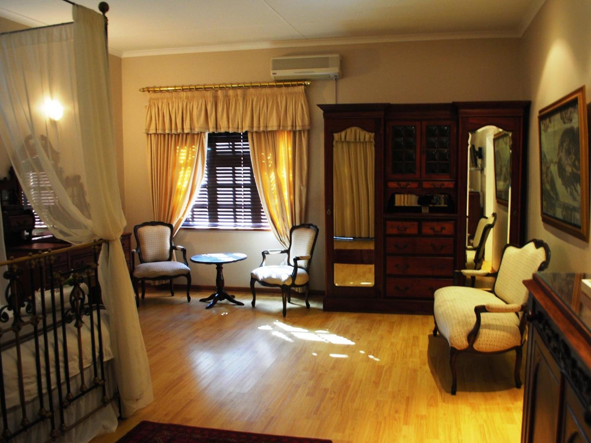 Beaufort Manor Country Lodge Бофорт-Уэст Номер фото