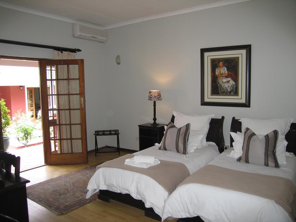 Beaufort Manor Country Lodge Бофорт-Уэст Экстерьер фото