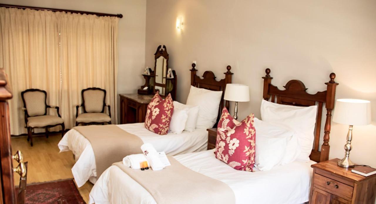 Beaufort Manor Country Lodge Бофорт-Уэст Экстерьер фото