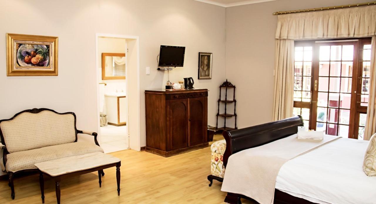 Beaufort Manor Country Lodge Бофорт-Уэст Экстерьер фото