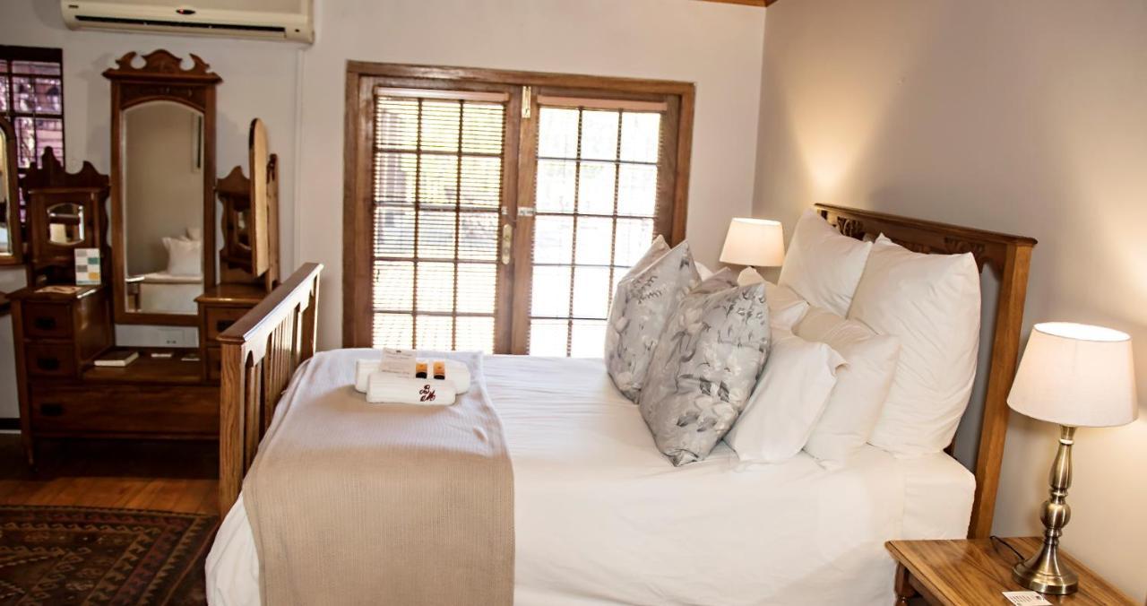 Beaufort Manor Country Lodge Бофорт-Уэст Экстерьер фото