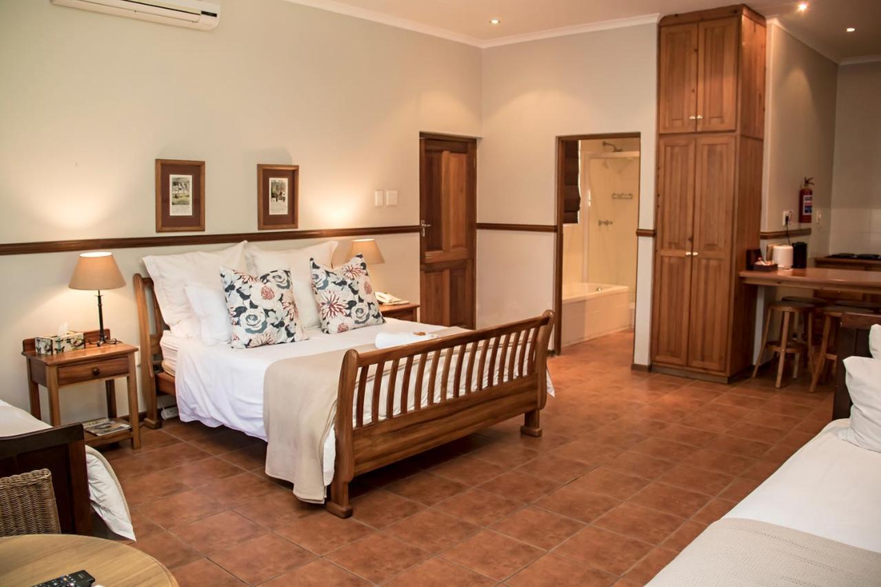 Beaufort Manor Country Lodge Бофорт-Уэст Экстерьер фото