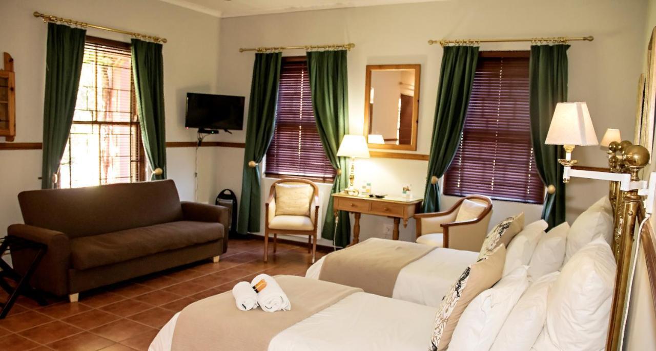 Beaufort Manor Country Lodge Бофорт-Уэст Экстерьер фото