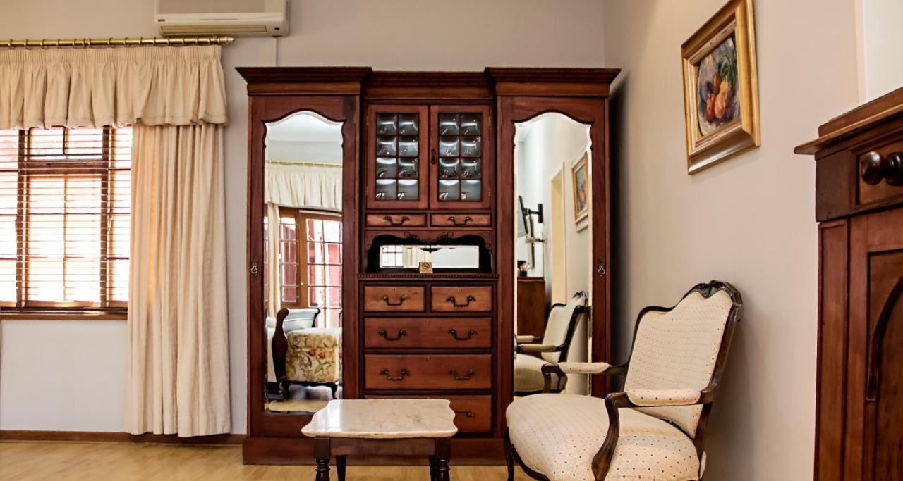 Beaufort Manor Country Lodge Бофорт-Уэст Экстерьер фото