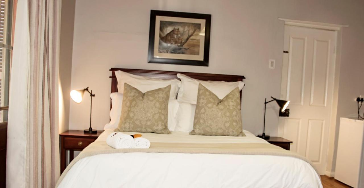 Beaufort Manor Country Lodge Бофорт-Уэст Экстерьер фото