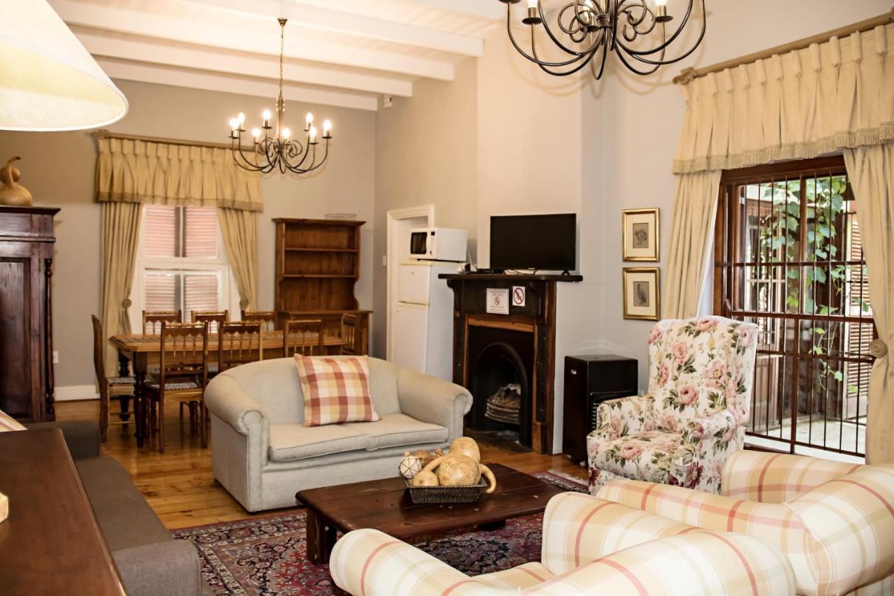 Beaufort Manor Country Lodge Бофорт-Уэст Экстерьер фото
